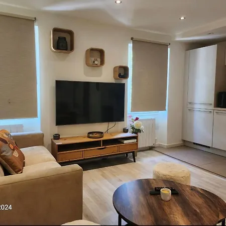 Apartamento Cosy En Plein Centre Historique De Fréjus