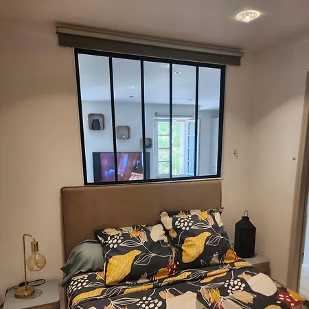 Cosy En Plein Centre Historique De Apartament Fréjus