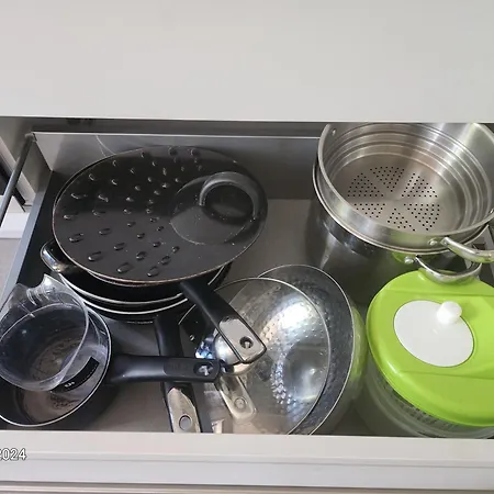 T2 En Plein Centre De Apartamento Fréjus